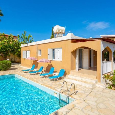 Villa Lela Pente Пея Екстериор снимка
