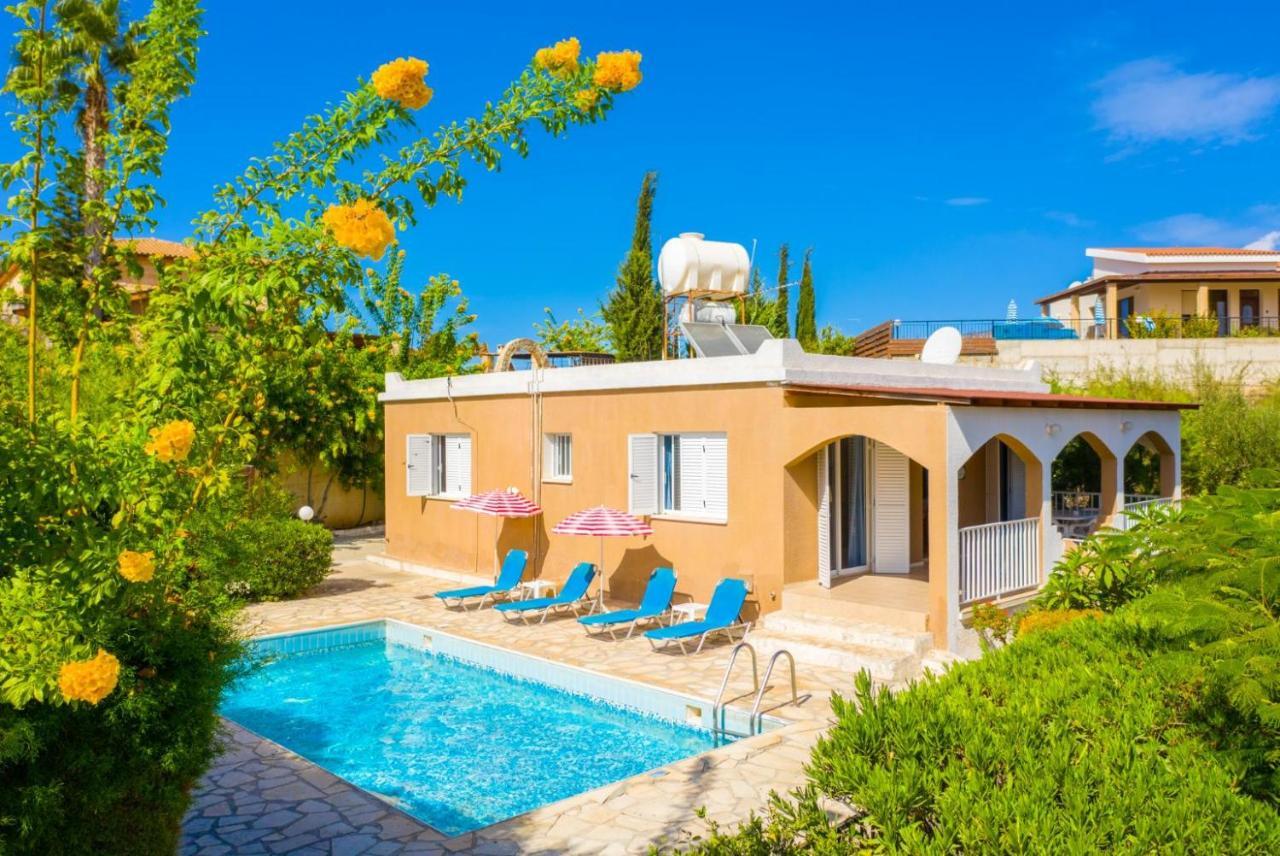 Villa Lela Pente Пея Екстериор снимка