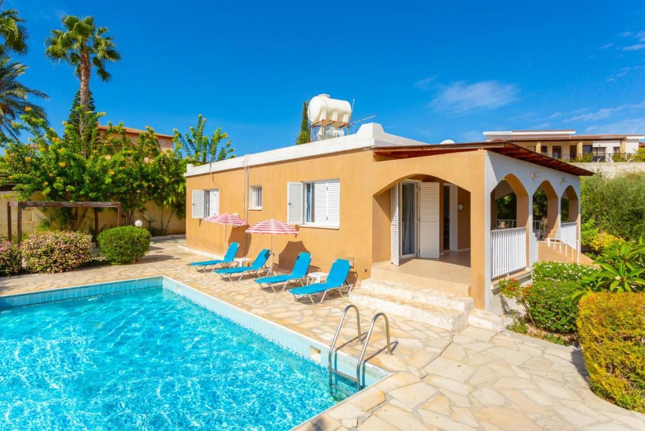 Villa Lela Pente Пея Екстериор снимка